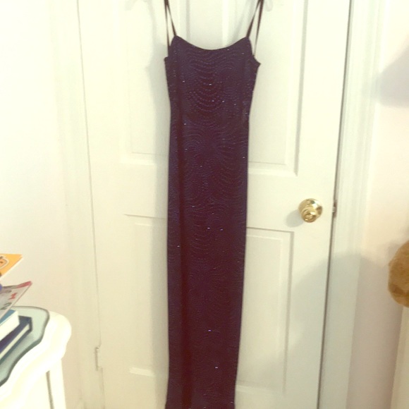 Evening dress - Picture 1 of 3